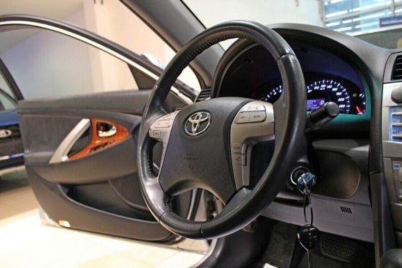 Toyota Camry, 2.4 л, АТ, 2011 фото 10