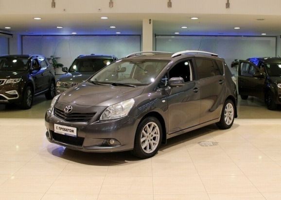 Toyota Verso, 1.8 л, Вариатор, 2014 фото 3