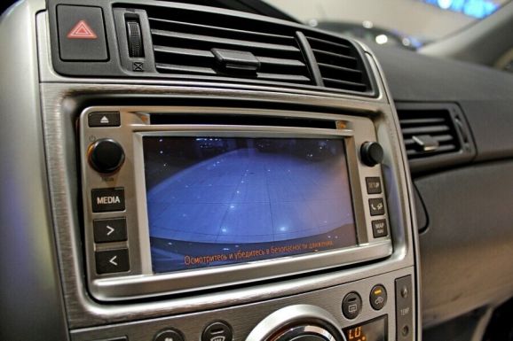 Toyota Verso, 1.8 л, Вариатор, 2014 фото 2