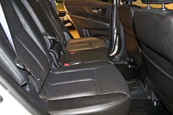 Nissan X-Trail, 2.5 л, Вариатор, 2017 фото 8