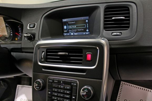 Volvo S60, 1.6 л, Робот, 2014 фото 10