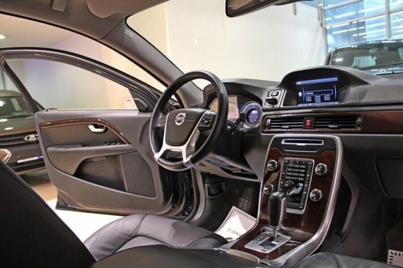 Volvo S80, 2.5 л, АТ, 2011 фото 7