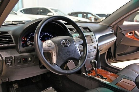 Toyota Camry, 2.4 л, АТ, 2011 фото 2