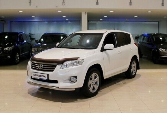 Toyota RAV4, 2.0 л, МТ, 2010 фото 3