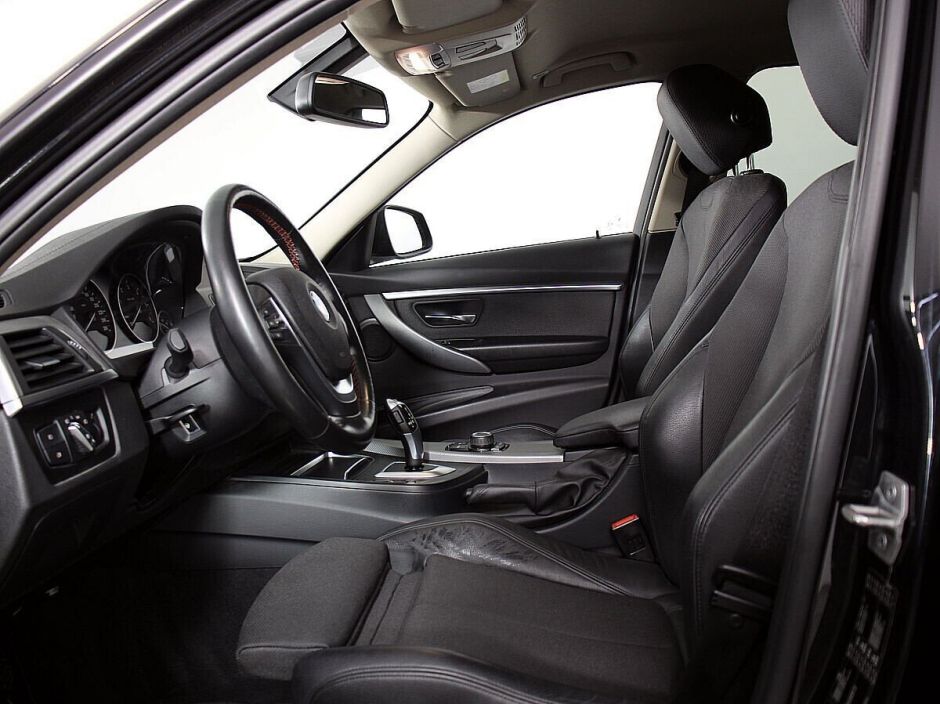 BMW 3 серии, 2.0 л, АТ, 2017 фото 5