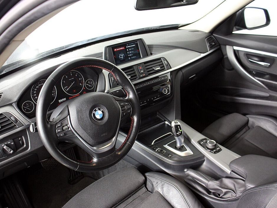 BMW 3 серии, 2.0 л, АТ, 2017 фото 6
