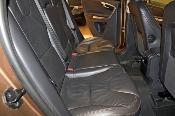 Volvo XC60, 2.4 л, АТ, 2012 фото 8