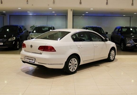 Volkswagen Passat, 1.8 л, МТ, 2012 фото 6