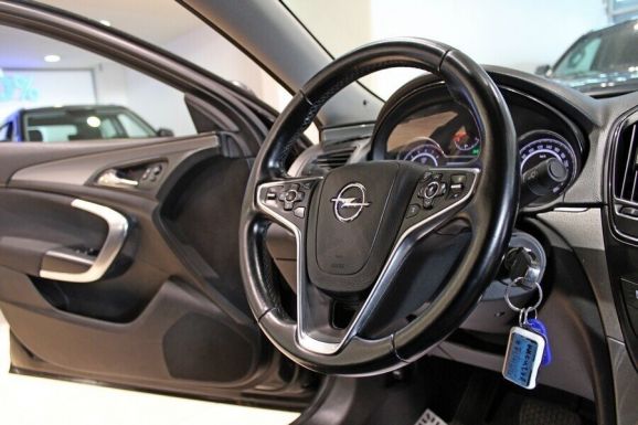 Opel Insignia, 1.6 л, АТ, 2013 фото 11