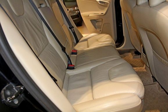 Volvo XC60, 2.4 л, АТ, 2011 фото 8