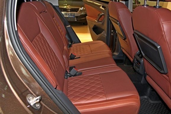 Volkswagen Tiguan, 2.0 л, Робот, 2019 фото 8