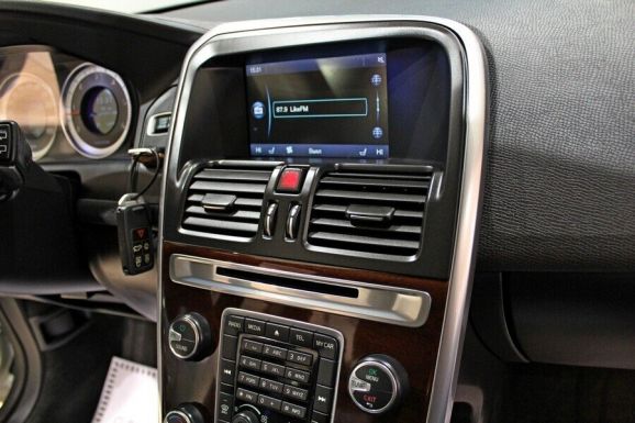 Volvo XC60, 2.4 л, АТ, 2011 фото 10