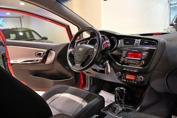 Kia Ceed, 1.6 л, АТ, 2014 фото 7