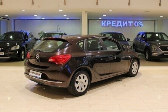 Opel Astra, 1.6 л, МТ, 2013 фото 6