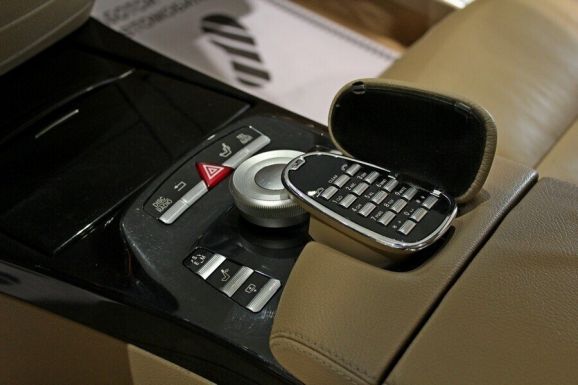 Mercedes-Benz S-Класс, 5.5 л, АТ, 2011 фото 2