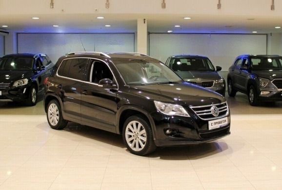 Volkswagen Tiguan, 2.0 л, АТ, 2010 фото 4