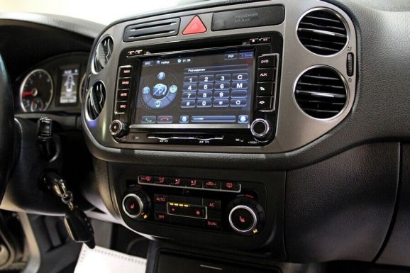 Volkswagen Tiguan, 2.0 л, АТ, 2010 фото 9