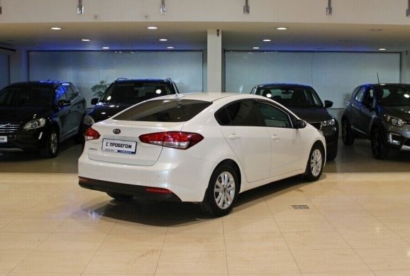 Kia Cerato, 2.0 л, АТ, 2019 фото 5