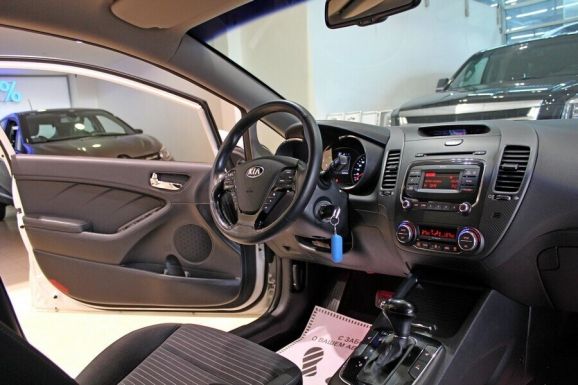 Kia Cerato, 2.0 л, АТ, 2019 фото 7