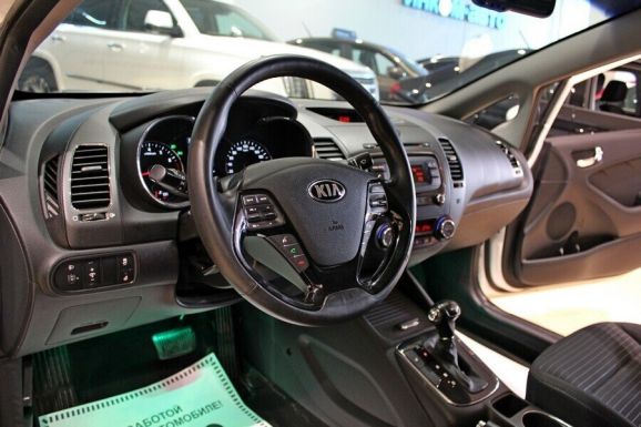 Kia Cerato, 2.0 л, АТ, 2019 фото 9