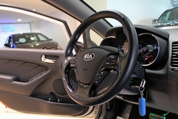 Kia Cerato, 2.0 л, АТ, 2019 фото 2