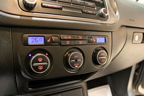 Volkswagen Tiguan, 2.0 л, АТ, 2008 фото 1