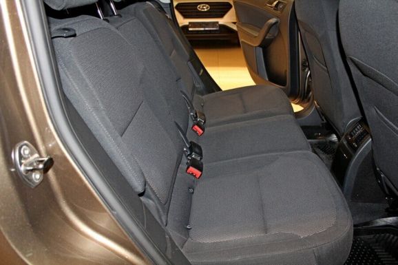 Skoda Yeti, 1.2 л, Робот, 2011 фото 8