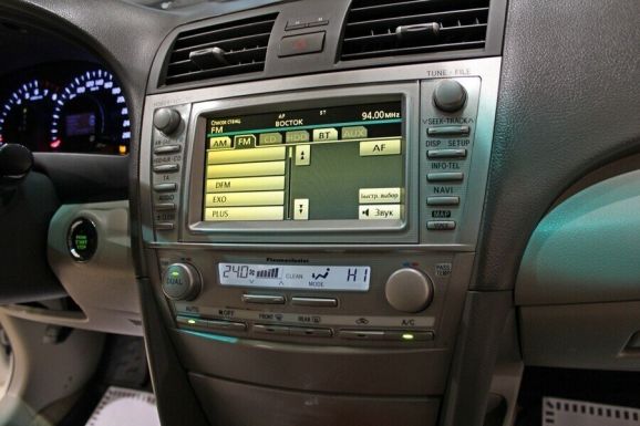 Toyota Camry, 3.5 л, АТ, 2010 фото 9