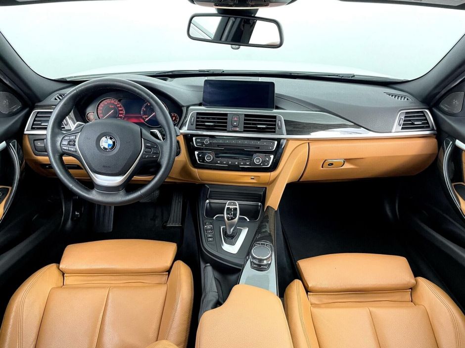 BMW 3 серии, 2.0 л, АТ, 2017 фото 8