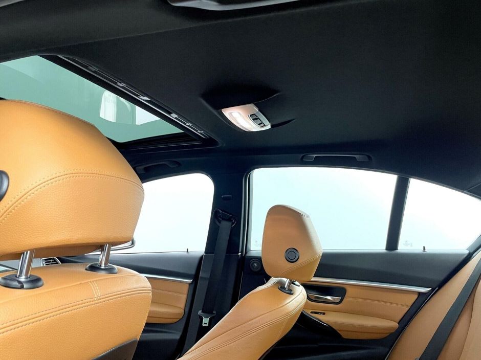 BMW 3 серии, 2.0 л, АТ, 2017 фото 11