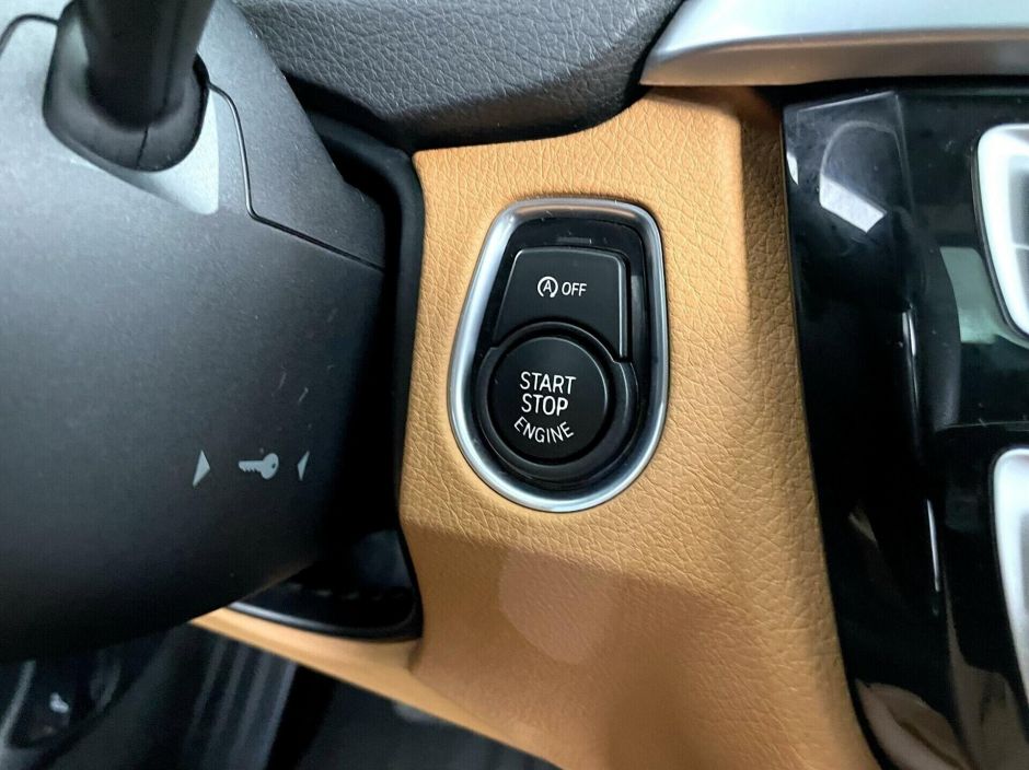 BMW 3 серии, 2.0 л, АТ, 2017 фото 16