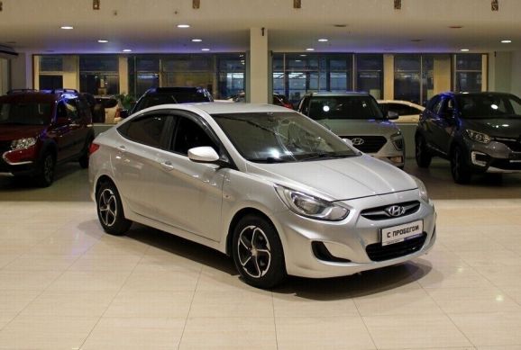 Hyundai Solaris, 1.6 л, АТ, 2011 фото 4