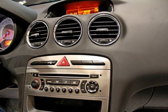 Peugeot 308, 1.6 л, АТ, 2011 фото 10