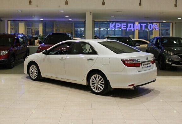 Toyota Camry, 3.5 л, АТ, 2015 фото 5