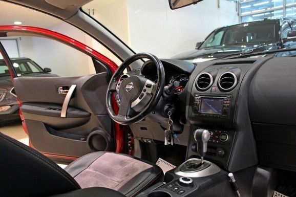 Nissan Qashqai+2, 2.0 л, Вариатор, 2013 фото 7