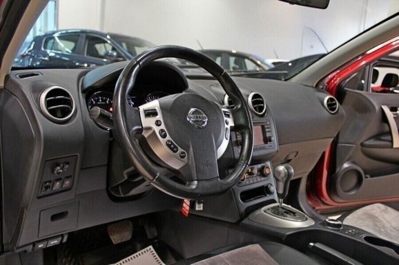 Nissan Qashqai+2, 2.0 л, Вариатор, 2013 фото 11