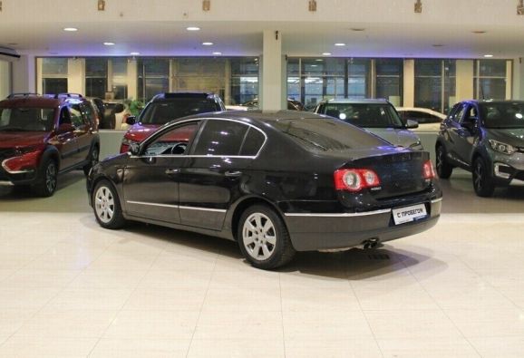 Volkswagen Passat, 2.0 л, Робот, 2008 фото 5
