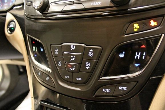 Opel Insignia, 1.6 л, АТ, 2014 фото 10