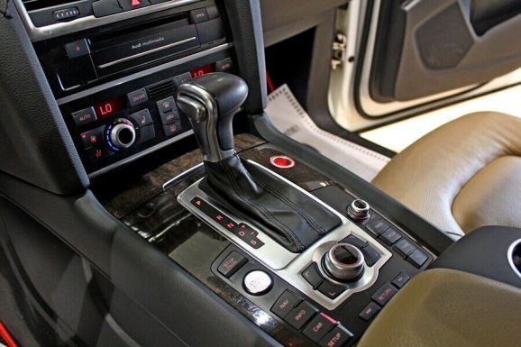 Audi Q7, 3.0 л, АТ, 2012 фото 13