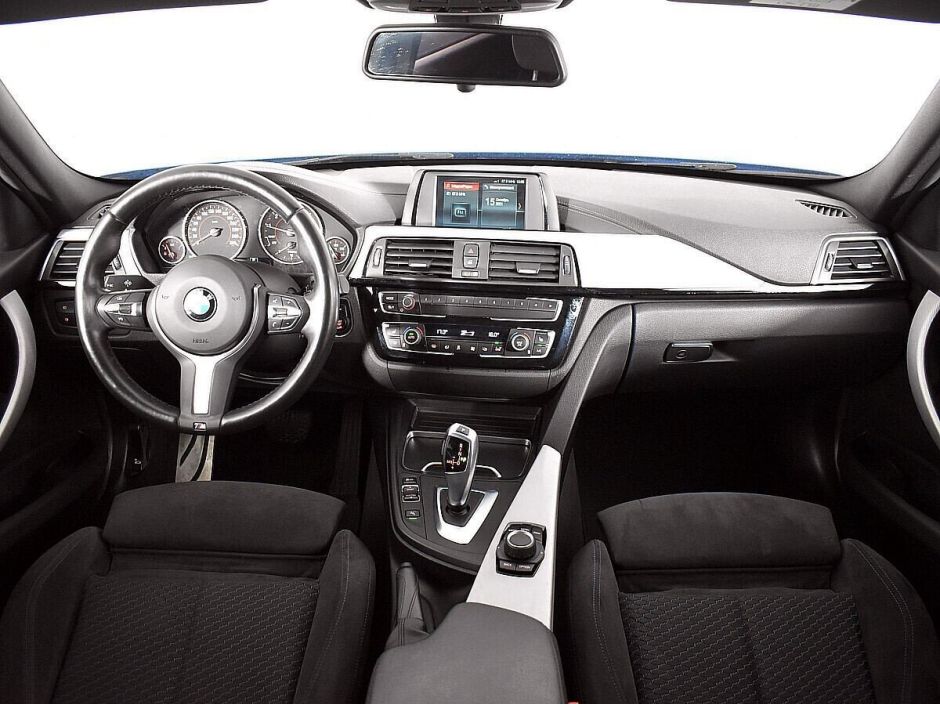 BMW 3 серии, 2.0 л, АТ, 2018 фото 7