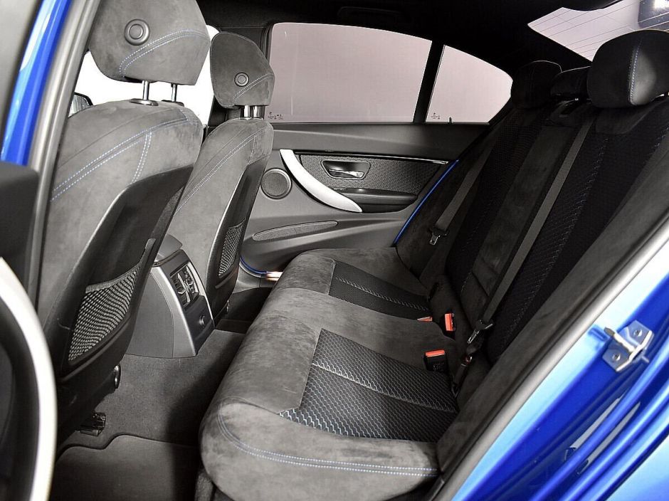 BMW 3 серии, 2.0 л, АТ, 2018 фото 1