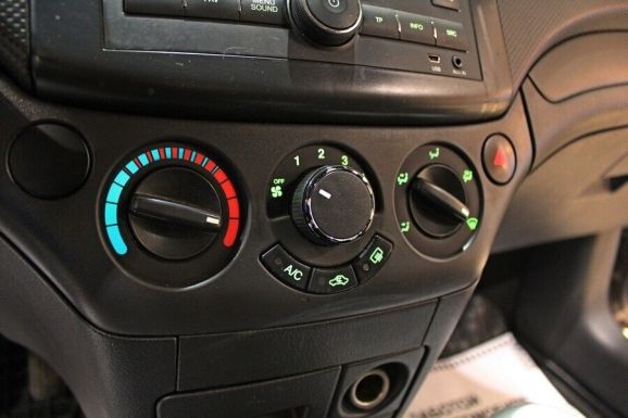 Chevrolet Aveo, 1.4 л, АТ, 2010 фото 2