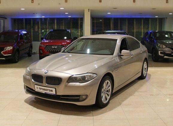 BMW 5 серии, 2.5 л, АТ, 2011 фото 3