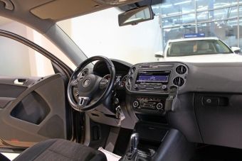 Volkswagen Tiguan, 2.0 л, АКПП, 2015 фото 7