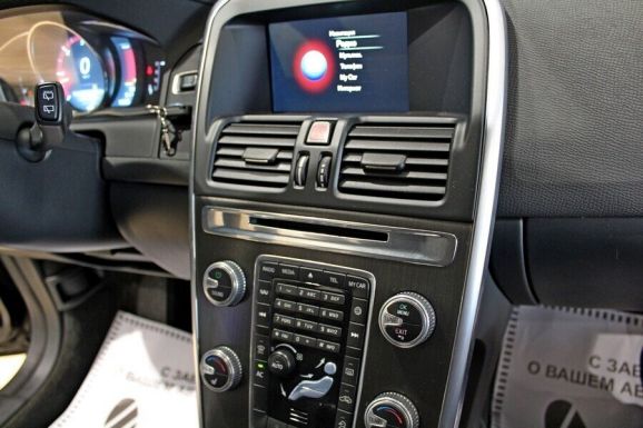 Volvo XC60, 2.4 л, АТ, 2015 фото 11