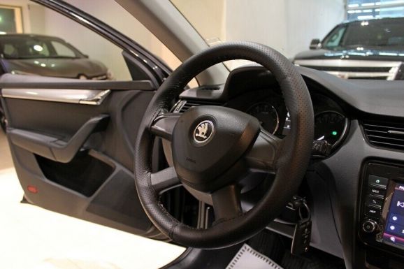 Skoda Octavia, 1.2 л, Робот, 2014 фото 2