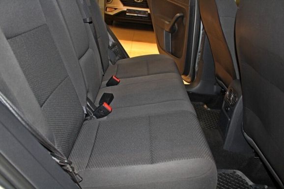 Volkswagen Golf Plus, 1.6 л, Робот, 2011 фото 8