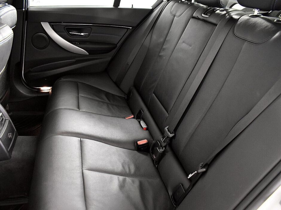 BMW 3 серии, 2.0 л, АТ, 2018 фото 1