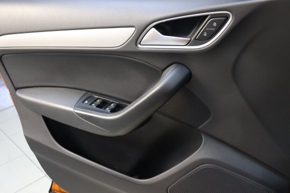 Audi Q3, 2.0 л, Робот, 2014 фото 8