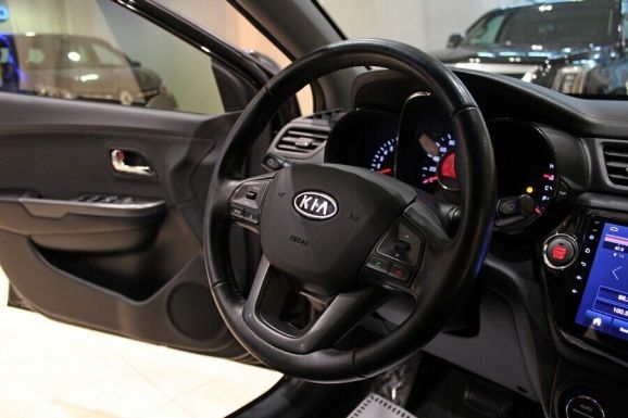 Kia Rio, 1.6 л, АТ, 2013 фото 10